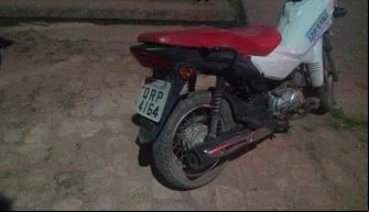 Moto roubada em Demerval Lobão.