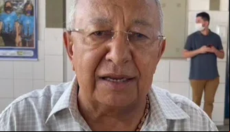 Prefeito de Teresina vota na zona Sul de Teresina.