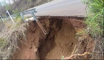 Erosão na BR 316, em Picos.