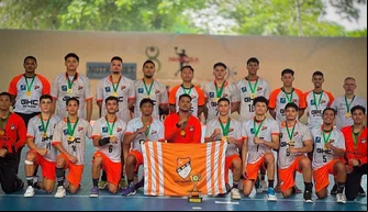 equipe da Associação Beneficente Giuliano Esporte Clube (GHC) de handebol