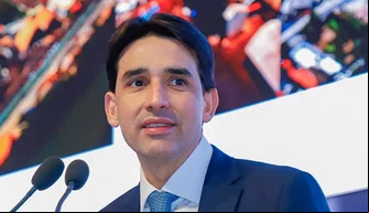 Ministro de Portos e Aeroportos, Silvio Costa Filho,
